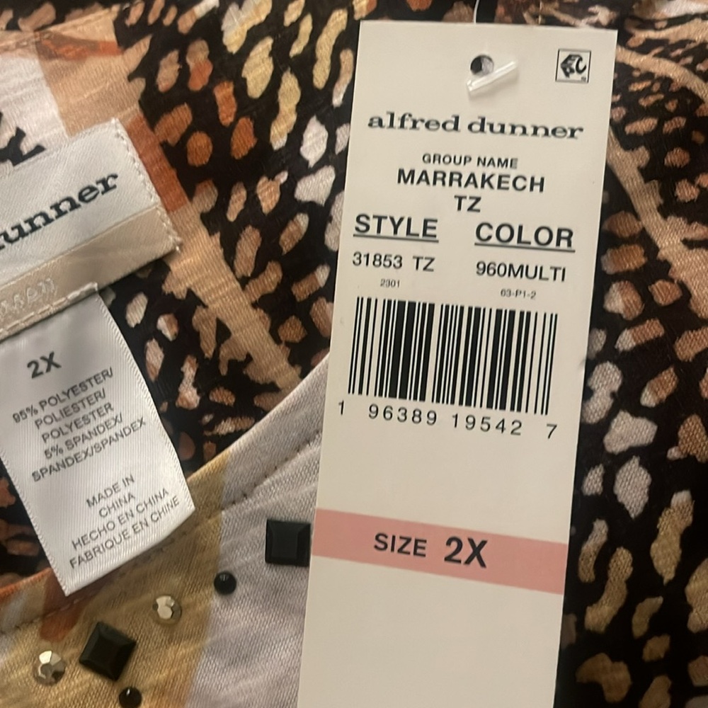 New Alfred Dunner Plus Size Marrakech Skin Tropical 3/4 Sleeve Top - Picture 3 of 3